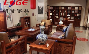 保養(yǎng)紅木辦公家具需注重哪些方面呢？
